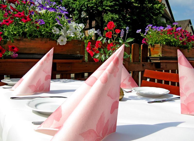 Hotel Restaurant Engel Pfaffenweiler Eksteriør billede