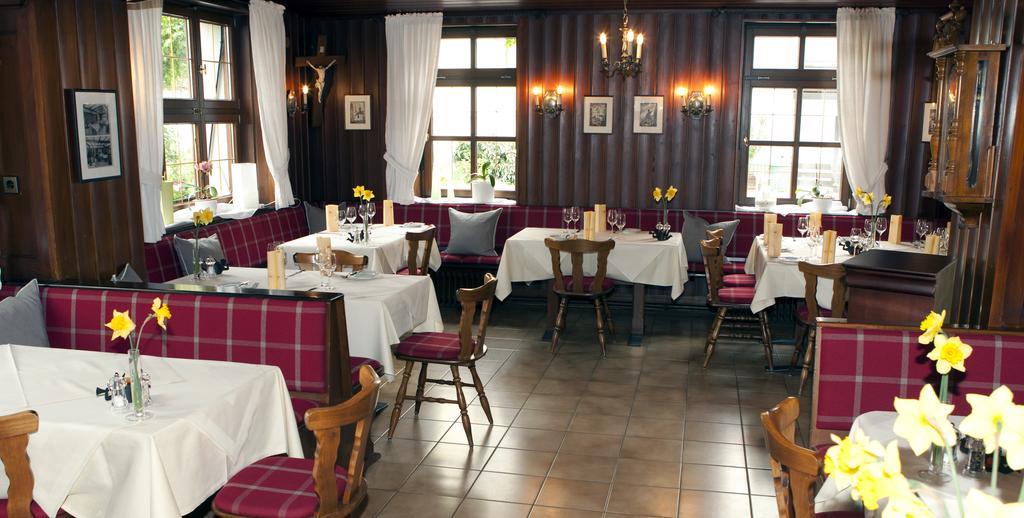 Hotel Restaurant Engel Pfaffenweiler Eksteriør billede