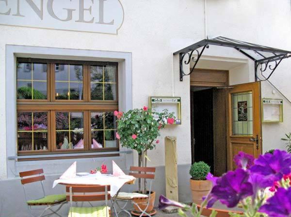 Hotel Restaurant Engel Pfaffenweiler Eksteriør billede